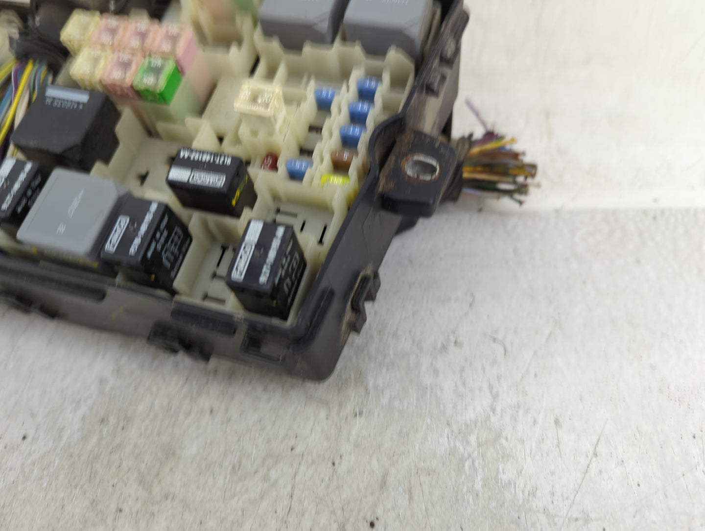 2016 Ford Focus Fusebox Fuse Box Panel Relay Module Fits OEM Used Auto Parts - Oemusedautoparts1.com