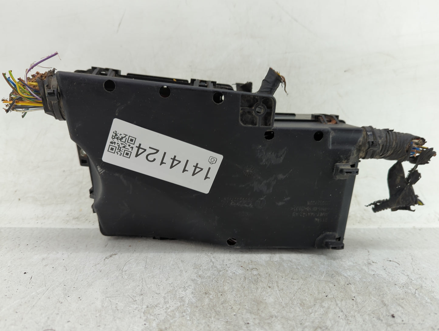 2016 Ford Focus Fusebox Fuse Box Panel Relay Module Fits OEM Used Auto Parts - Oemusedautoparts1.com