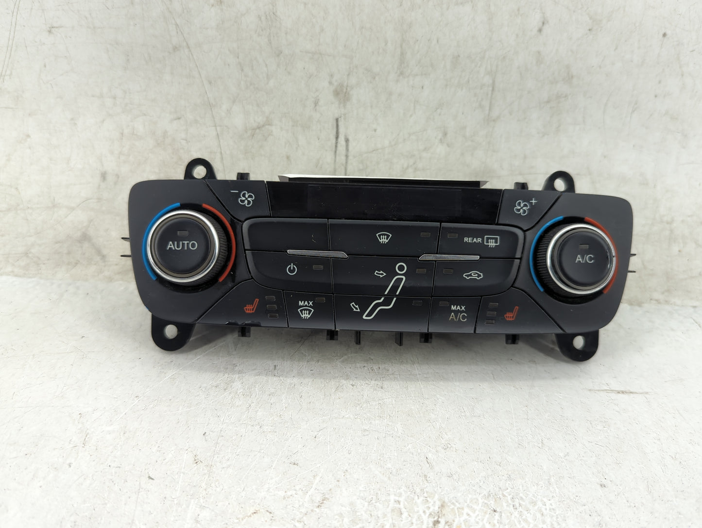 2015-2018 Ford Focus Climate Control Module Temperature AC/Heater Replacement P/N:F1ET-18C512-CG Fits Fits 2015 2016 2017 20