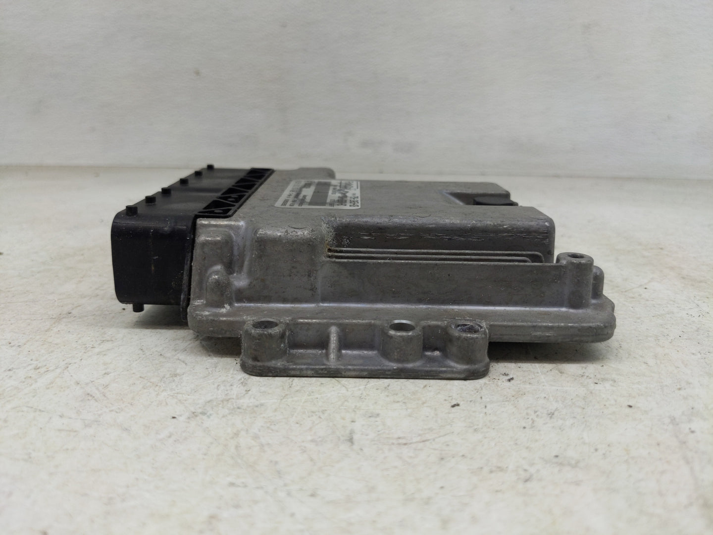 2013-2018 Ford Focus PCM Engine Control Computer ECU ECM PCU OEM P/N:FM5A-12A650-ADB 0 261 S12 874 Fits OEM Used Auto Parts 