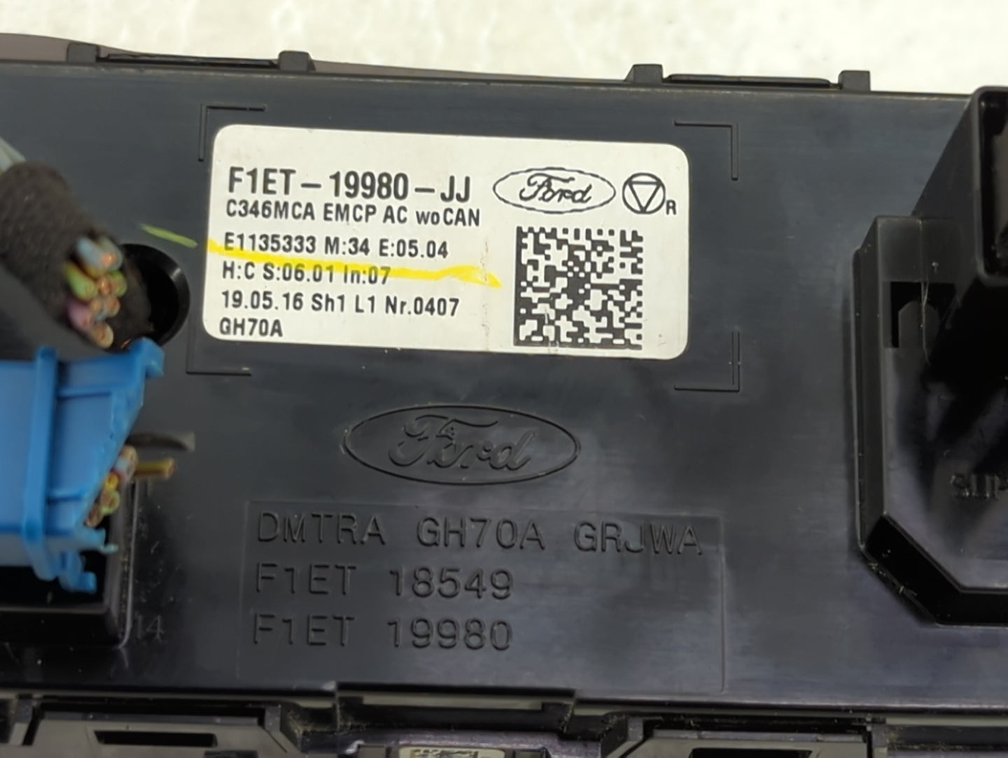 2015-2018 Ford Focus Climate Control Module Temperature AC/Heater Replacement P/N:F1ET 19980 F1ET 18549 Fits OEM Used Auto P