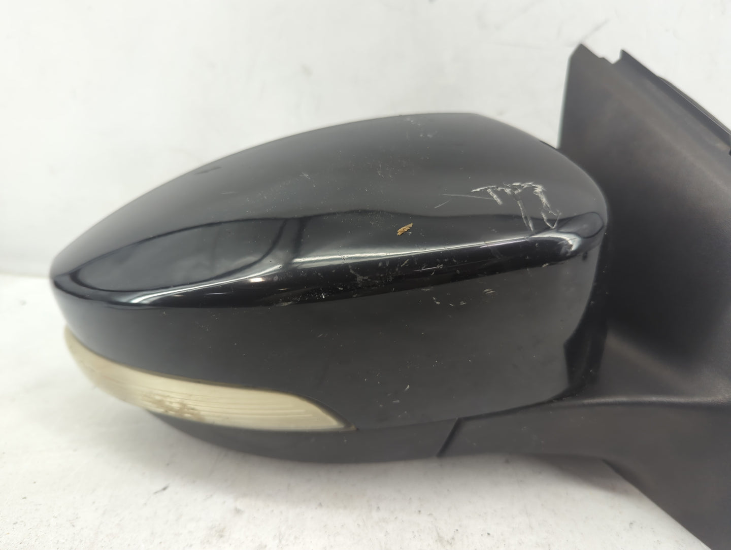 2015-2018 Ford Focus Passenger Side View Mirror - Right Door Mirror OEM Used - Oemusedautoparts1.com