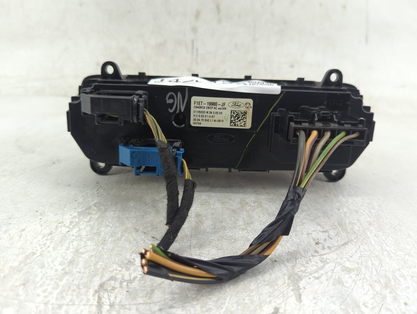 2015-2018 Ford Focus Climate Control Module Temperature AC/Heater Replacement P/N:F1ET-19980-JF Fits Fits 2015 2016 2017 201