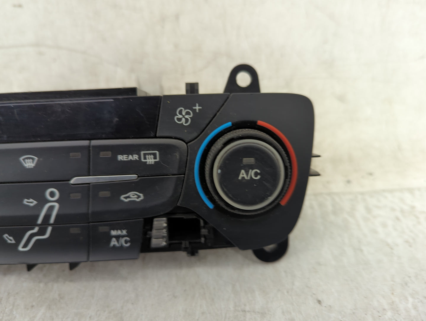 2015-2018 Ford Focus Climate Control Module Temperature AC/Heater Replacement P/N:F1ET-18C612-CG Fits Fits 2015 2016 2017 20