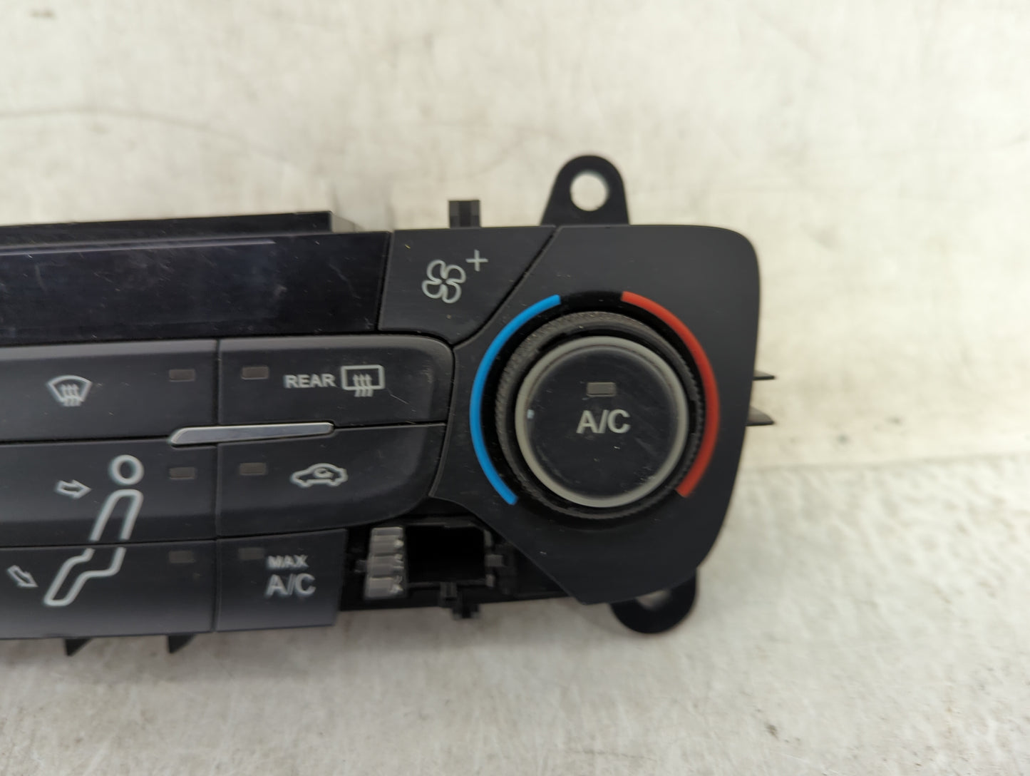 2015-2018 Ford Focus Climate Control Module Temperature AC/Heater Replacement P/N:F1ET-18C612-CG Fits Fits 2015 2016 2017 20