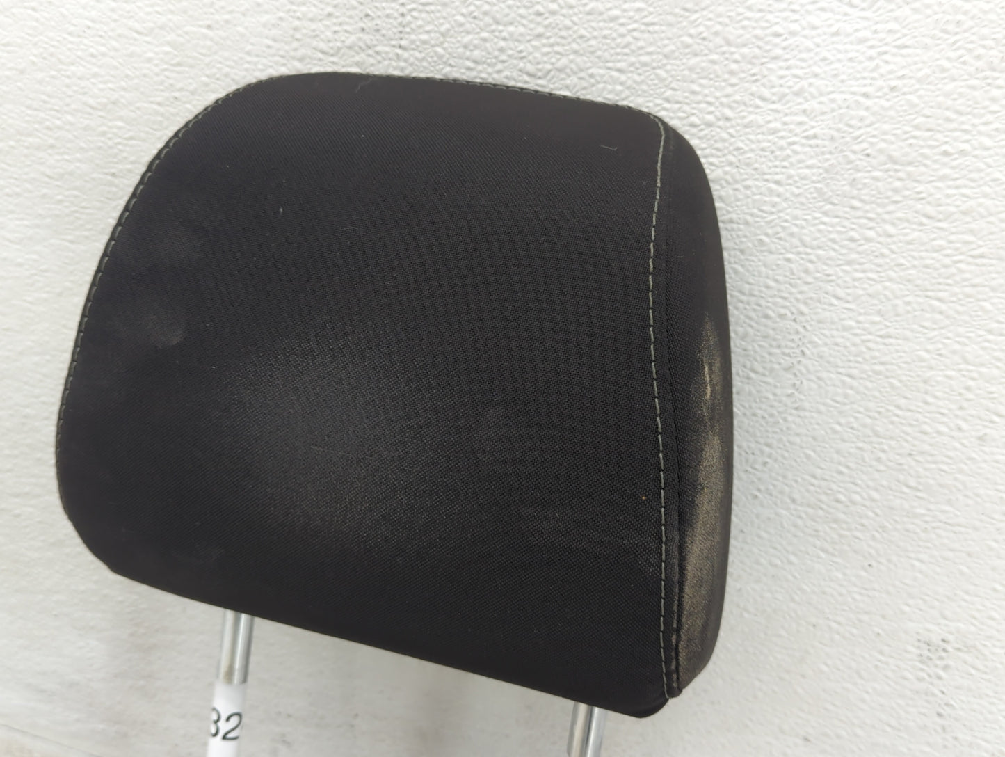 2016 Ford Focus Headrest Head Rest Front Driver Passenger Seat Fits OEM Used Auto Parts - Oemusedautoparts1.com