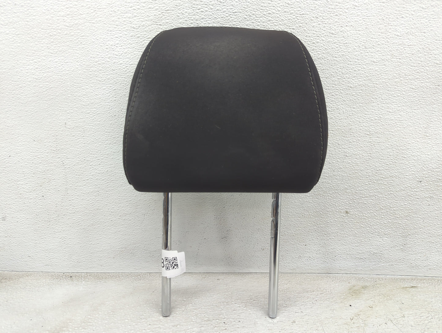 2015-2018 Ford Focus Headrest Head Rest Front Driver Passenger Seat Fits Fits 2015 2016 2017 2018 OEM Used Auto Parts - Oemu