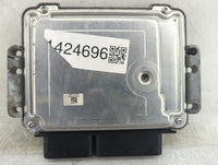 2013-2018 Ford Focus PCM Engine Control Computer ECU ECM PCU OEM P/N:FM5A-12A650-ADB Fits Fits 2013 2014 2015 2016 2017 2018