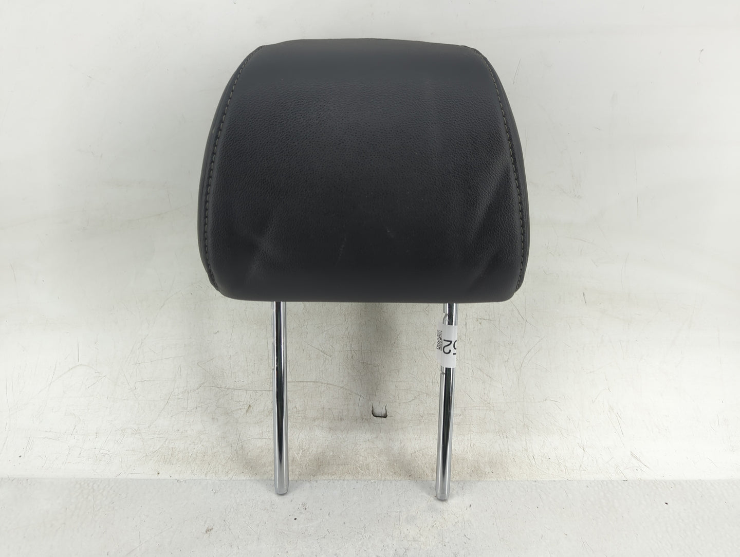 2016 Ford Focus Headrest Head Rest Front Driver Seat Black - Oemusedautoparts1.com