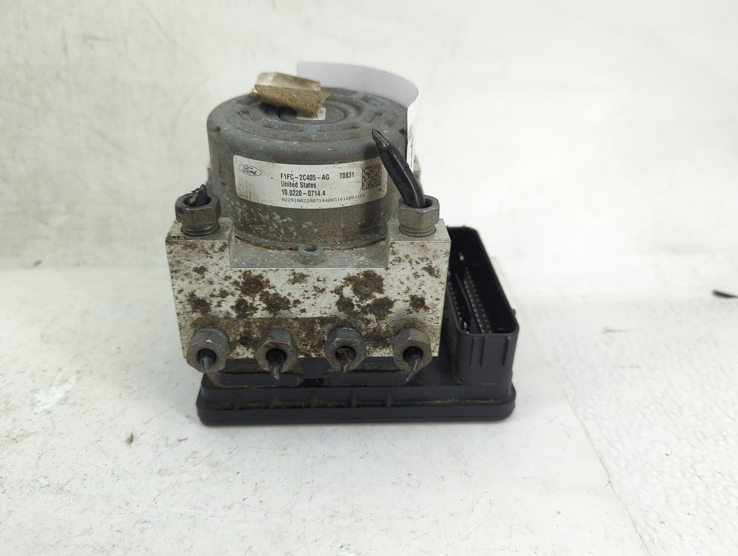 2016-2018 Ford Focus ABS Pump Control Module Replacement P/N:F1FC-2C219-BE Fits Fits 2016 2017 2018 OEM Used Auto Parts - Oe