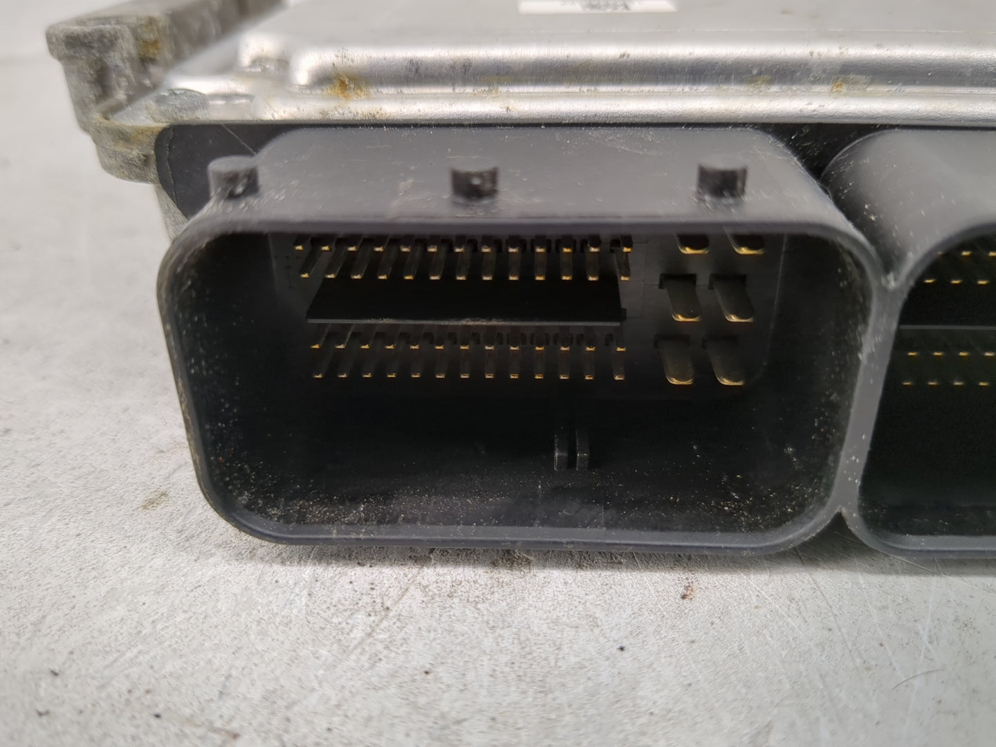2013-2018 Ford Focus PCM Engine Control Computer ECU ECM PCU OEM P/N:FM5A-12A650-ADB 0 261 S12 874 Fits OEM Used Auto Parts 