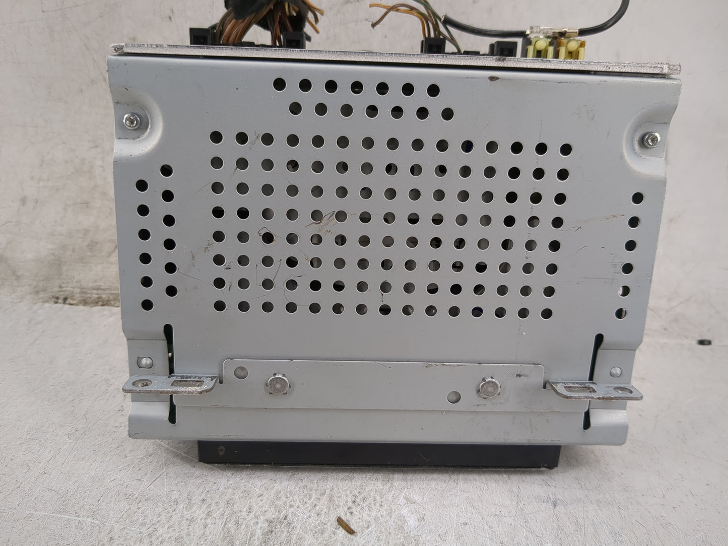 2017-2018 Ford Focus Radio AM FM Cd Player Receiver Replacement P/N:FM5T-19C107-JG Fits Fits 2017 2018 OEM Used Auto Parts -