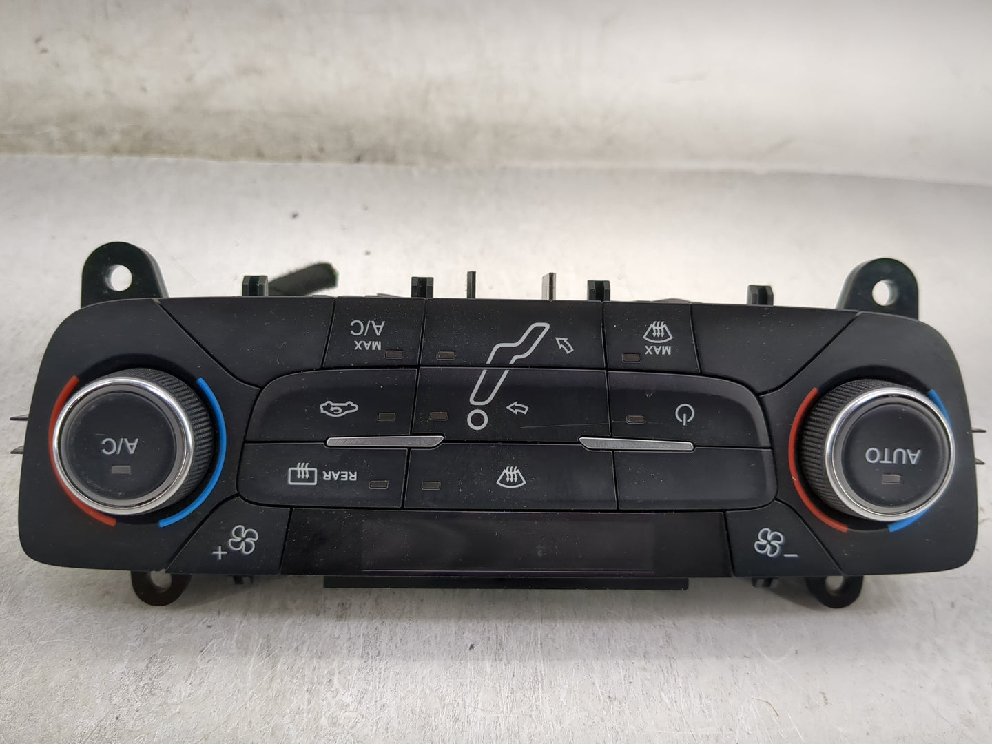 2015-2018 Ford Focus Climate Control Module Temperature AC/Heater Replacement P/N:F1ET-18C612-AG Fits Fits 2015 2016 2017 20