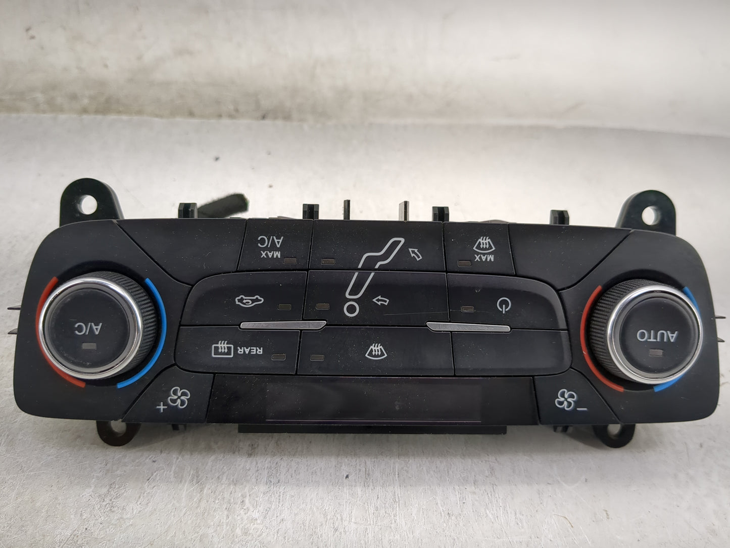 2015-2018 Ford Focus Climate Control Module Temperature AC/Heater Replacement P/N:F1ET-18C612-AG Fits Fits 2015 2016 2017 20