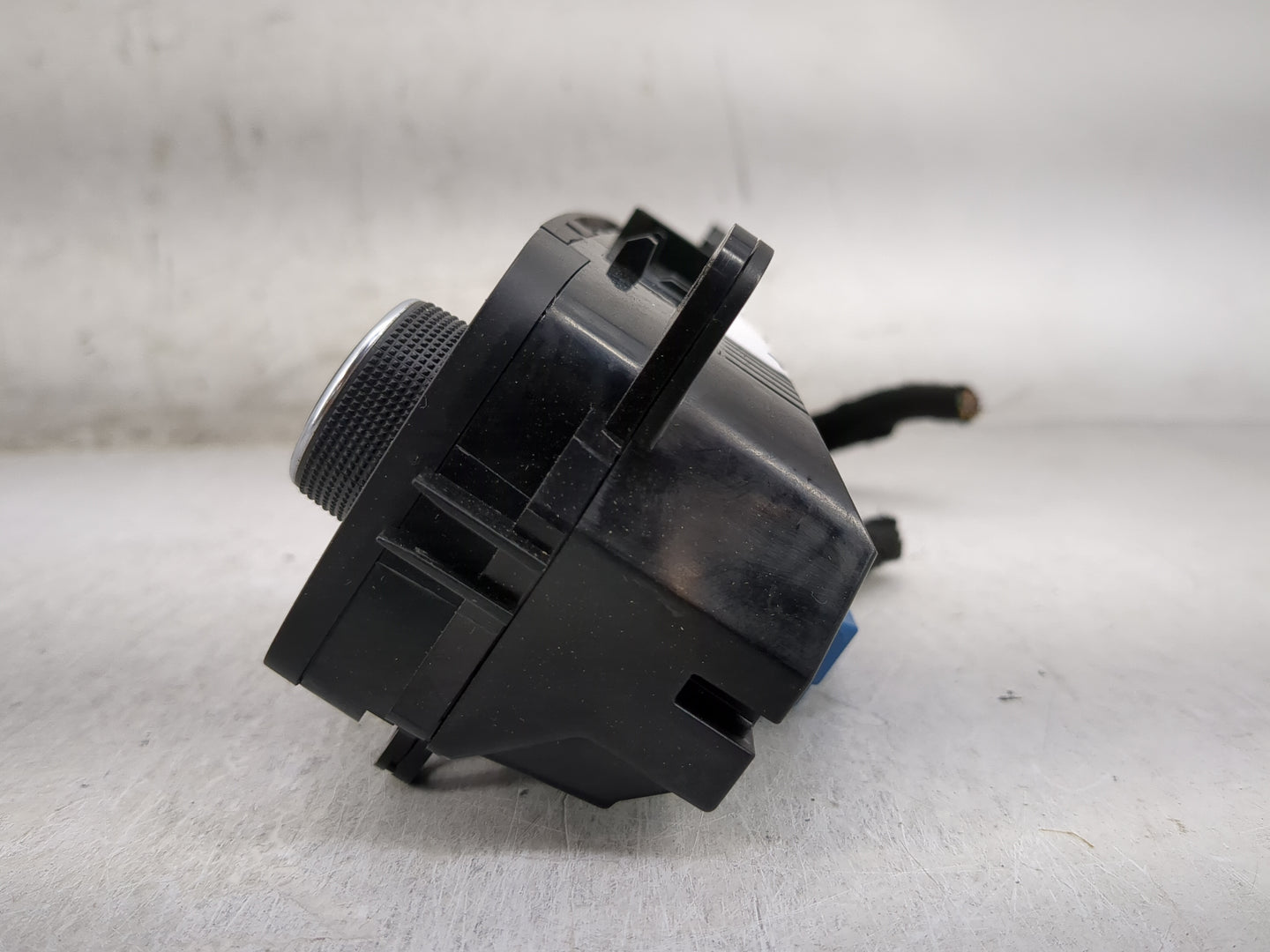 2015-2018 Ford Focus Climate Control Module Temperature AC/Heater Replacement P/N:F1ET-18C612-AG Fits Fits 2015 2016 2017 20