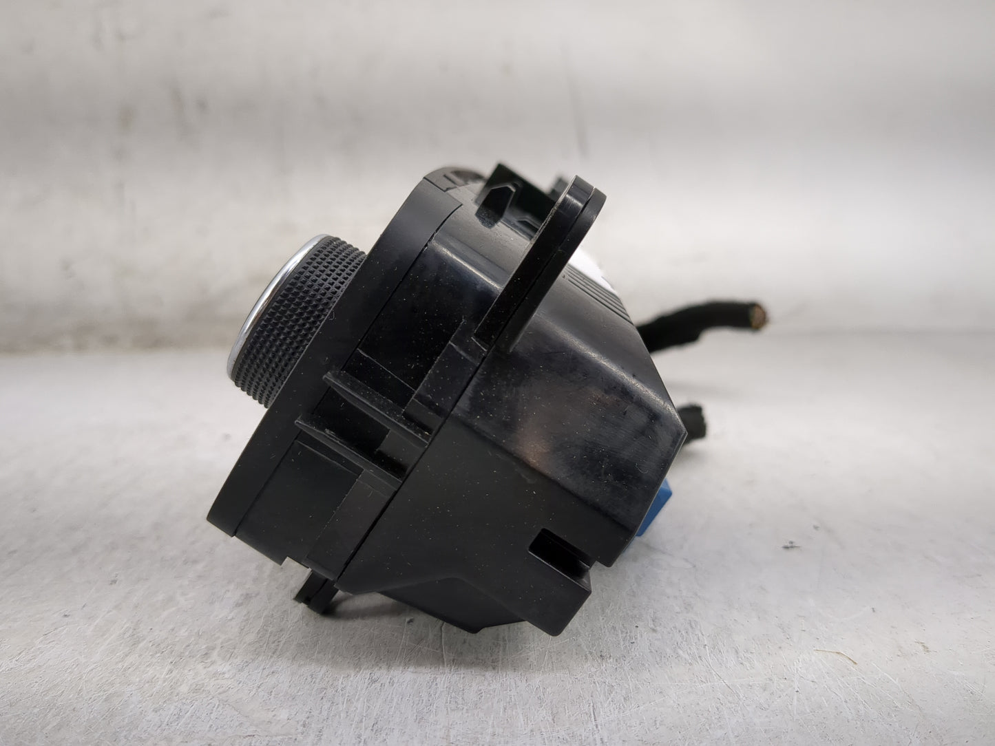 2015-2018 Ford Focus Climate Control Module Temperature AC/Heater Replacement P/N:F1ET-18C612-AG Fits Fits 2015 2016 2017 20
