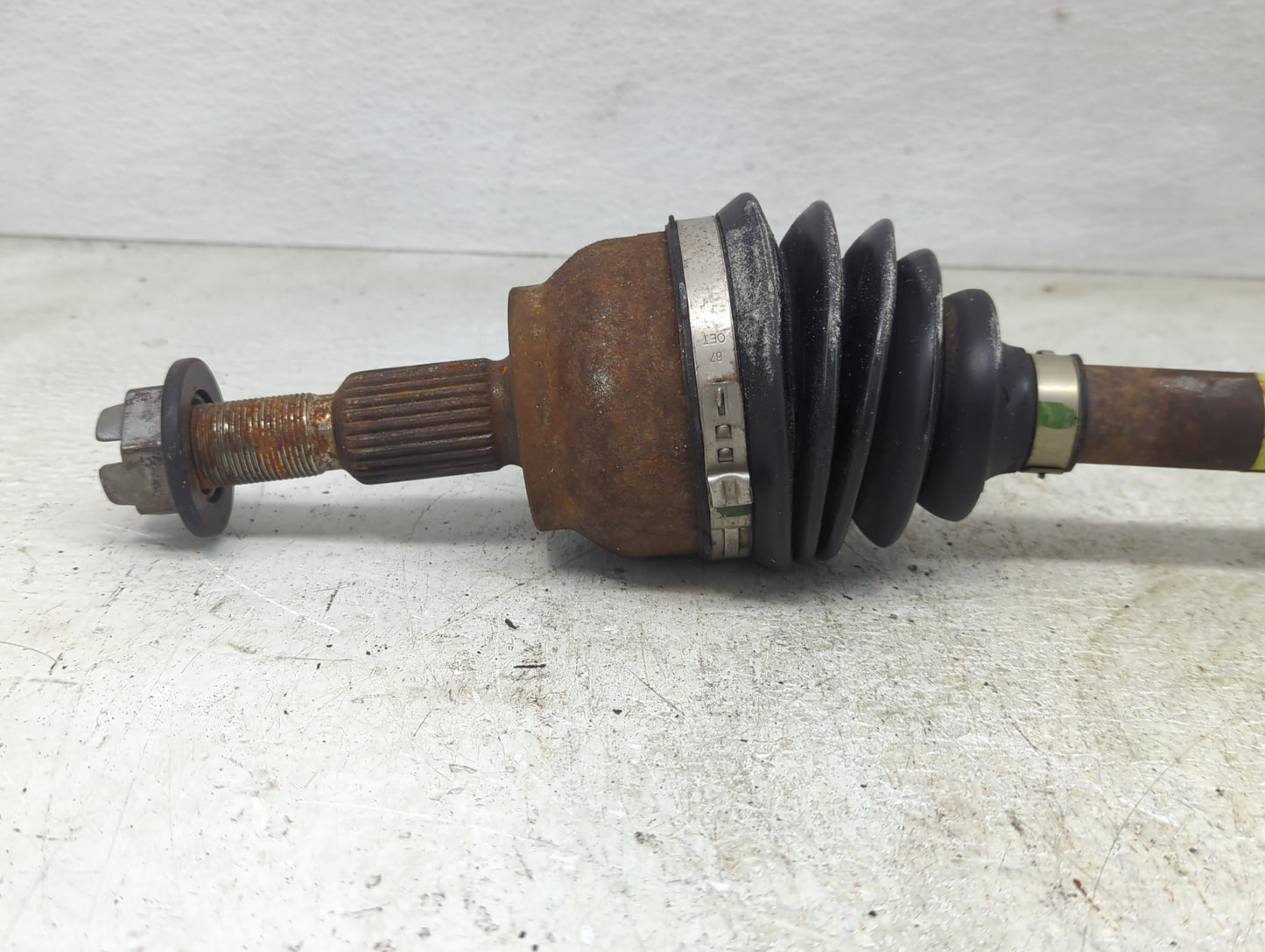 2012-2018 Ford Focus Axle Shaft Front Passenger Cv C/v - Oemusedautoparts1.com