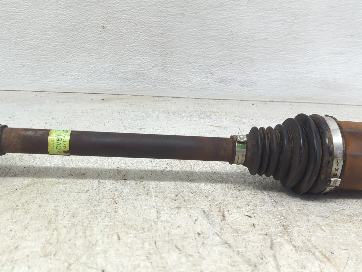 2012-2018 Ford Focus Axle Shaft Front Passenger Cv C/v - Oemusedautoparts1.com