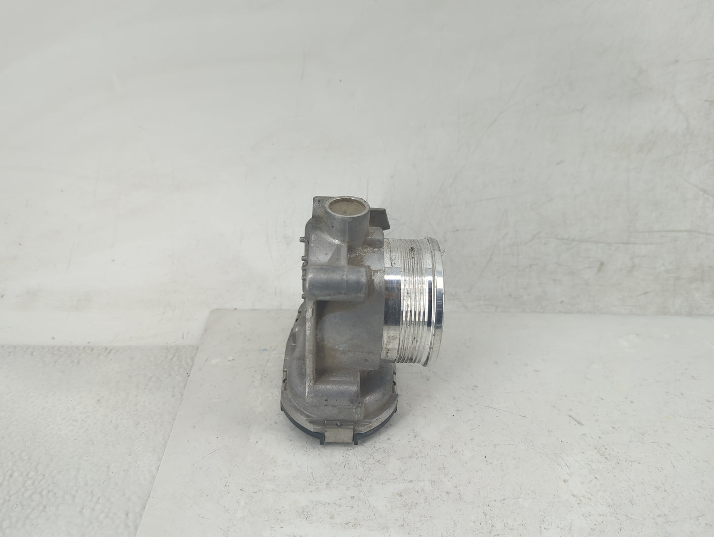 2014-2018 Ford Focus Throttle Body P/N:DS7E-9F991-BB Fits Fits 2014 2015 2016 2017 2018 2019 2020 2021 2022 OEM Used Auto Pa