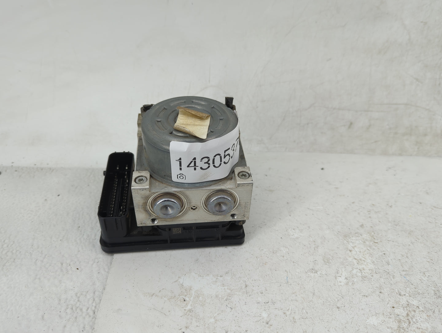 2016-2018 Ford Focus ABS Pump Control Module Replacement P/N:F1FC-2C219-BE Fits Fits 2016 2017 2018 OEM Used Auto Parts - Oe