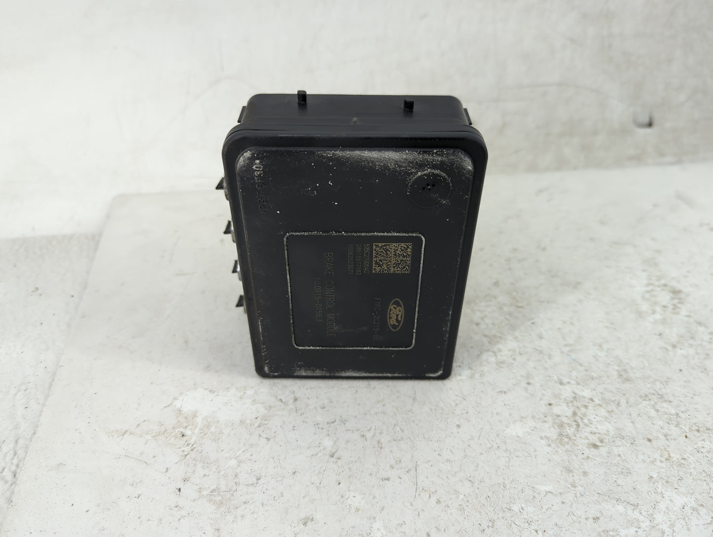 2016-2018 Ford Focus ABS Pump Control Module Replacement P/N:F1FC-2C219-BE Fits Fits 2016 2017 2018 OEM Used Auto Parts - Oe