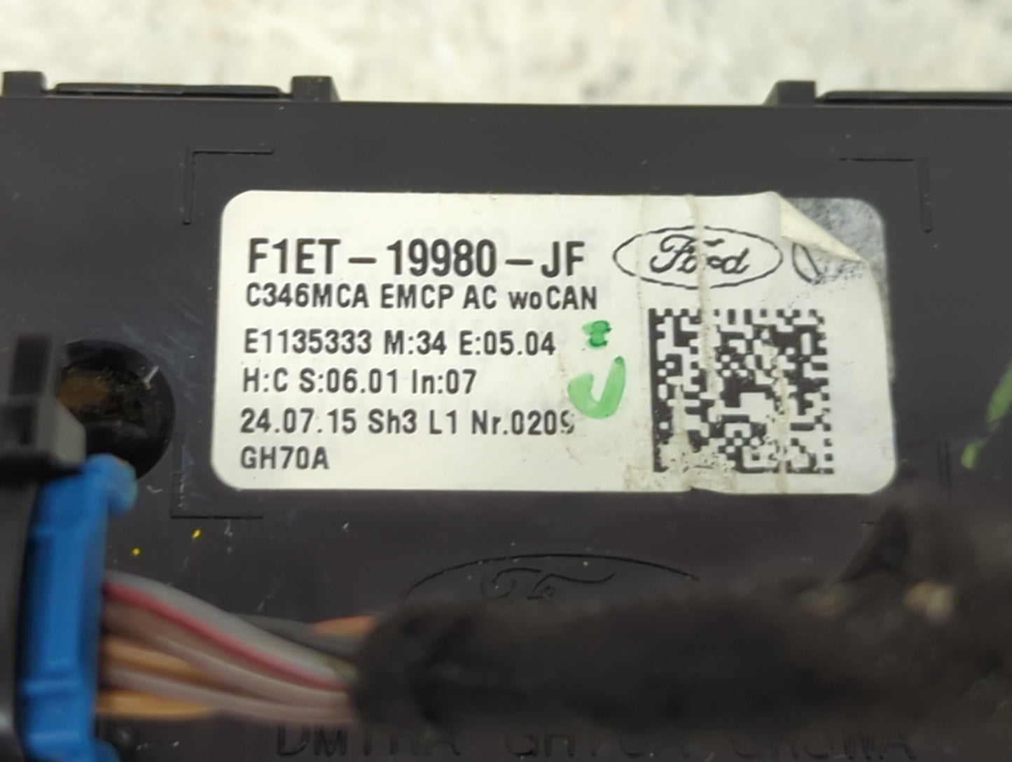 2016 Ford Focus Climate Control Module Temperature AC/Heater Replacement P/N:F1ET-19980-JF Fits OEM Used Auto Parts - Oemuse