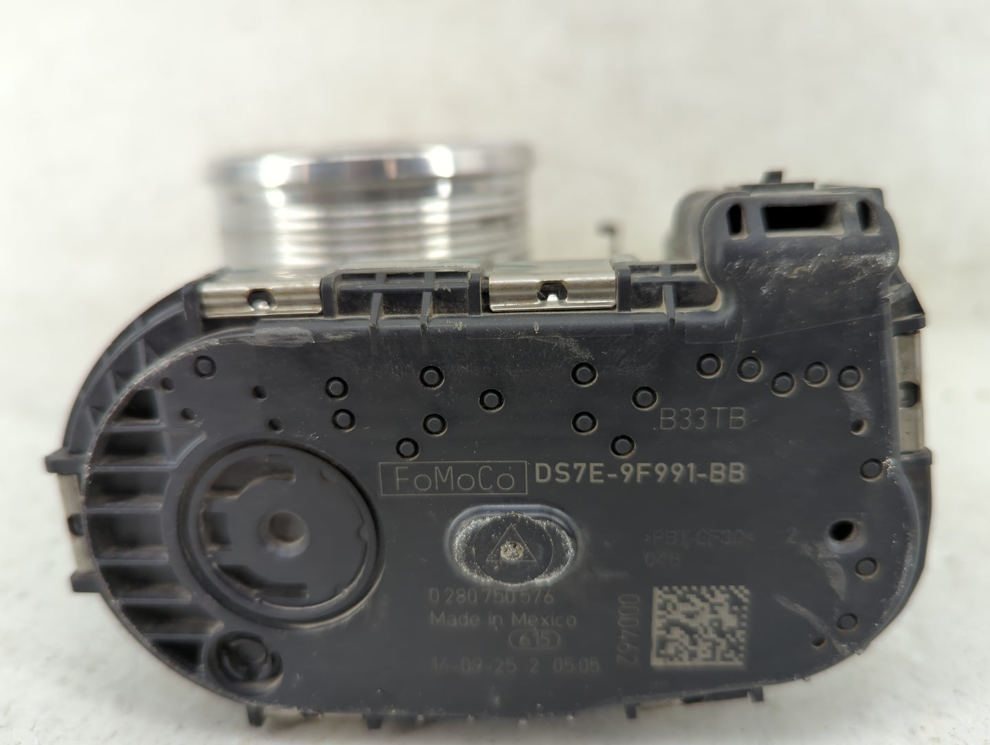 2014-2018 Ford Focus Throttle Body P/N:DS7E-9F991-BB 0280750376 Fits Fits 2014 2015 2016 2017 2018 2019 2020 2021 2022 OEM U