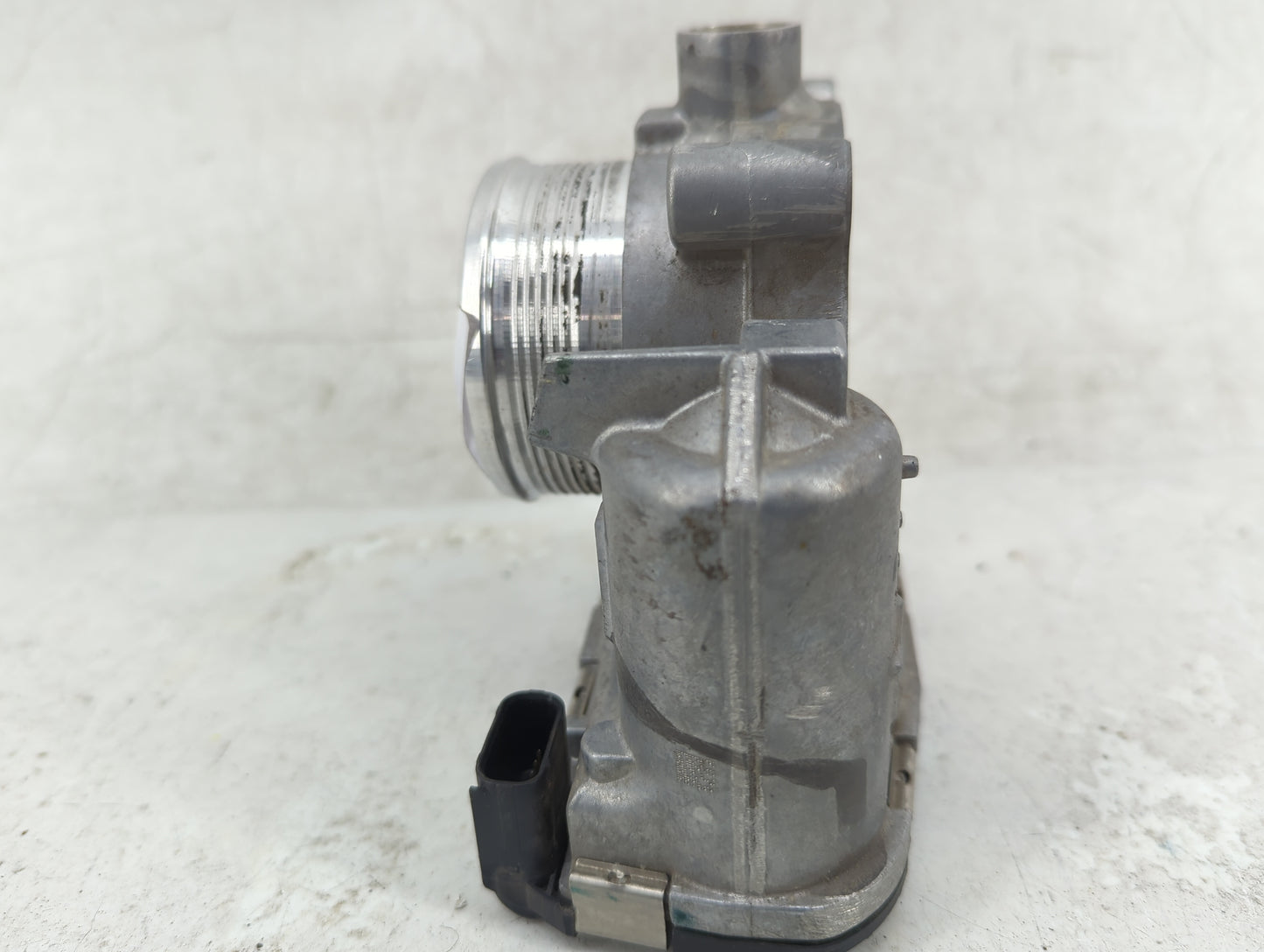 2014-2018 Ford Focus Throttle Body P/N:DS7E-9F991-BB 0280750376 Fits Fits 2014 2015 2016 2017 2018 2019 2020 2021 2022 OEM U