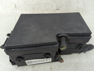 2016 Ford Focus Fusebox Fuse Box Panel Relay Module P/N:AV6T-14A142-AB Fits OEM Used Auto Parts - Oemusedautoparts1.com