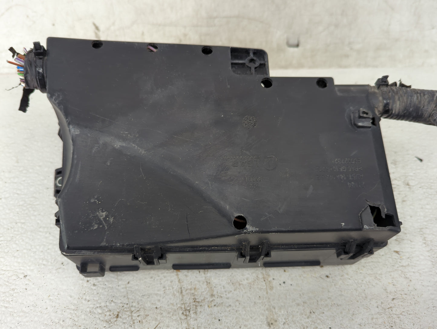 2016 Ford Focus Fusebox Fuse Box Panel Relay Module P/N:AV6T-14A142-AB Fits OEM Used Auto Parts - Oemusedautoparts1.com