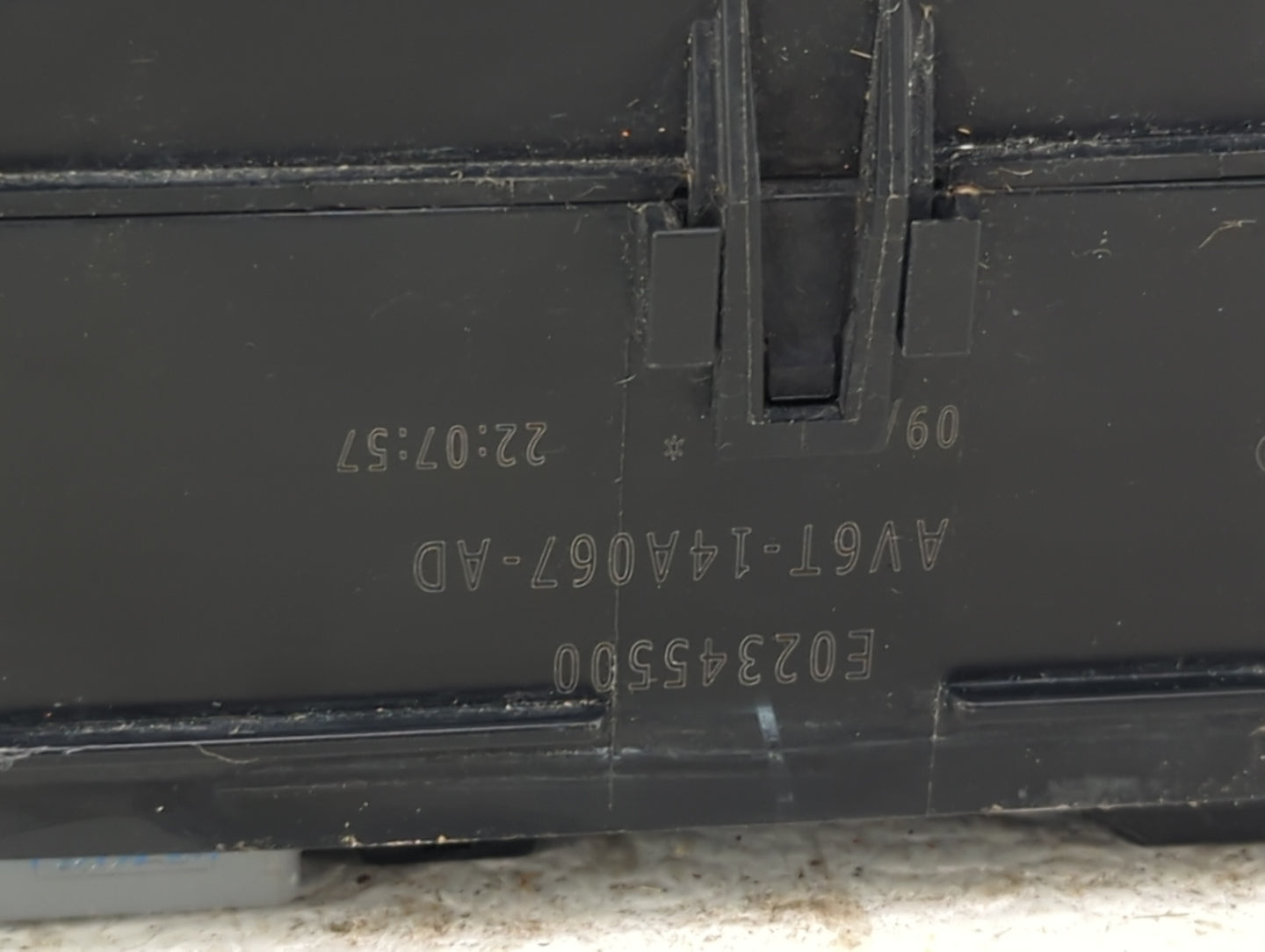2016 Ford Focus Fusebox Fuse Box Panel Relay Module P/N:AV6T-14A067-AD AV6T-14A142-AB Fits OEM Used Auto Parts - Oemusedauto