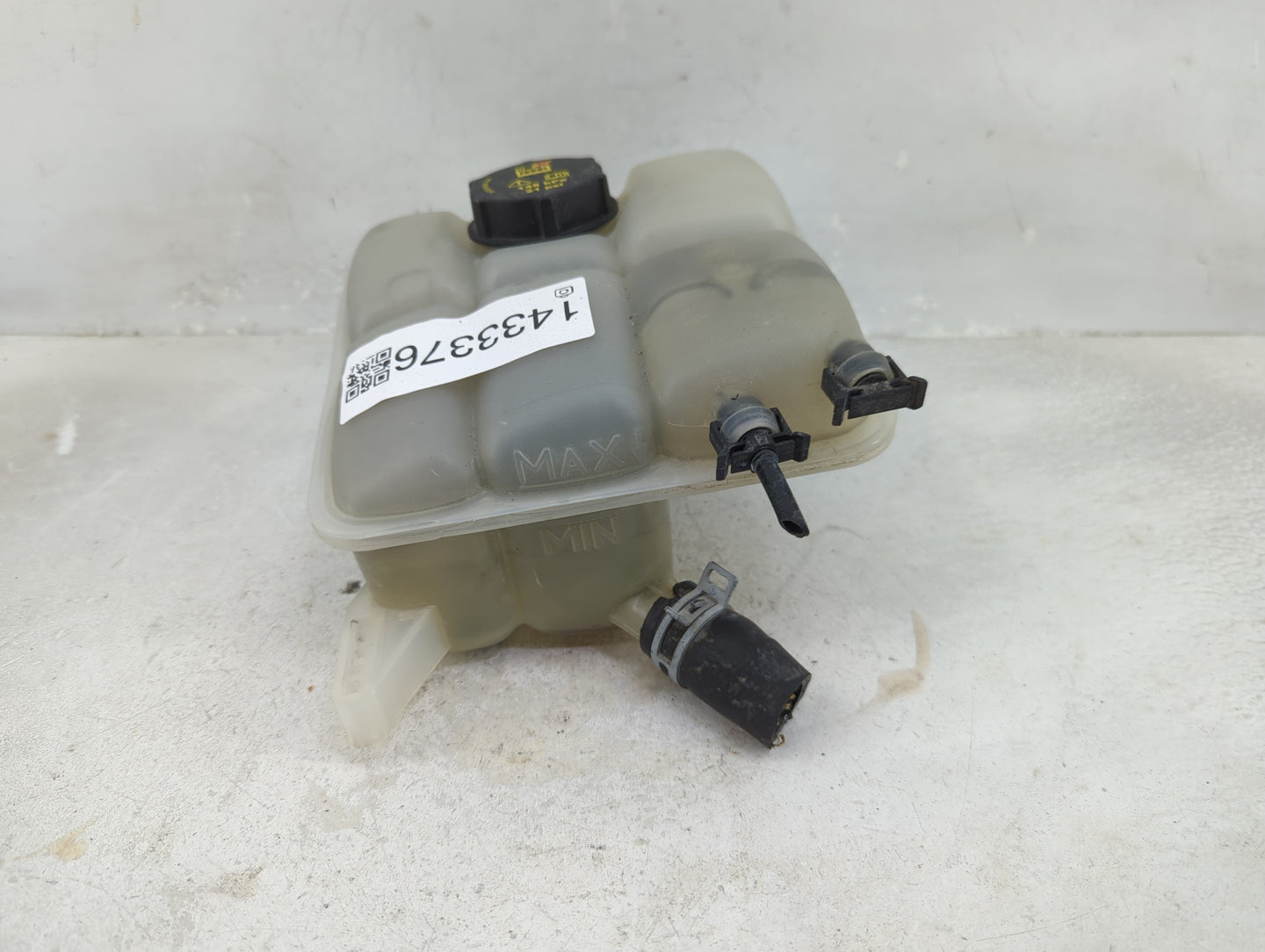 2012-2018 Ford Focus Radiator Coolant Overflow Expansion Tank Bottle 1433376 - Oemusedautoparts1.com