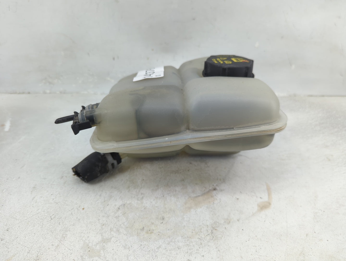 2012-2018 Ford Focus Radiator Coolant Overflow Expansion Tank Bottle 1433376 - Oemusedautoparts1.com