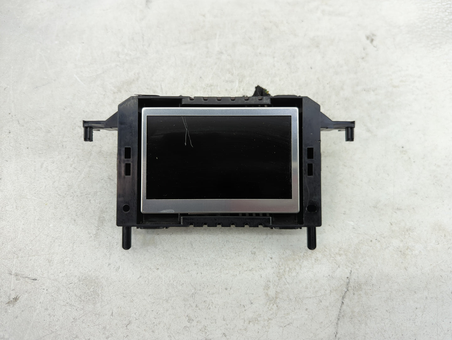 2015-2018 Ford Focus Information Display Screen - Oemusedautoparts1.com