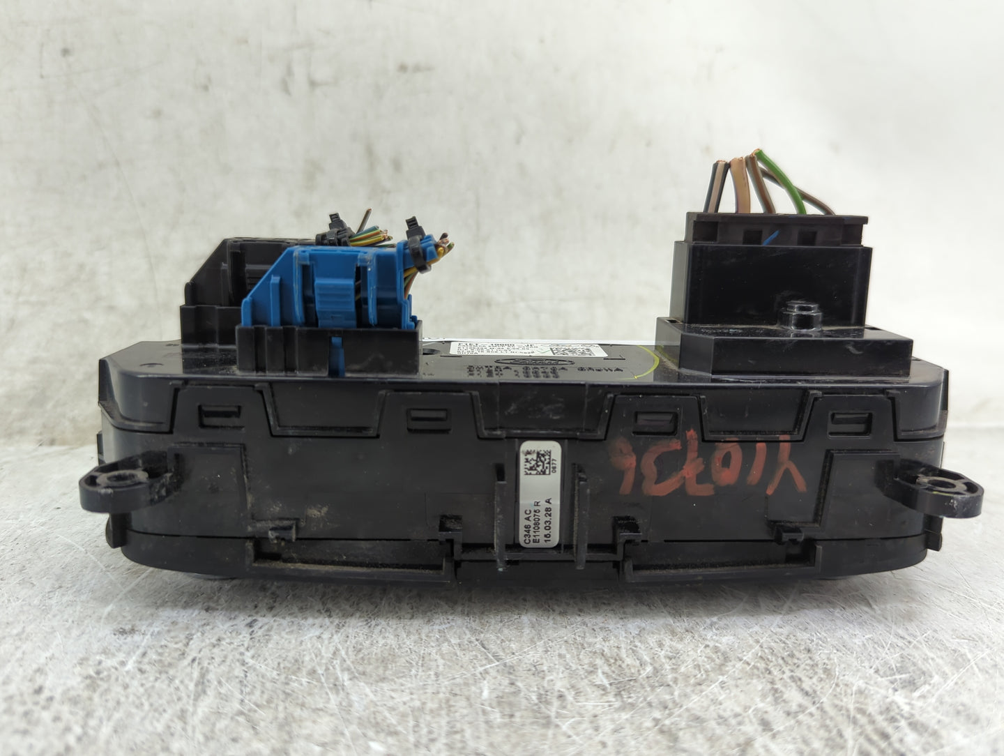 2015-2018 Ford Focus Climate Control Module Temperature AC/Heater Replacement P/N:F1ET-19980-JF Fits Fits 2015 2016 2017 201