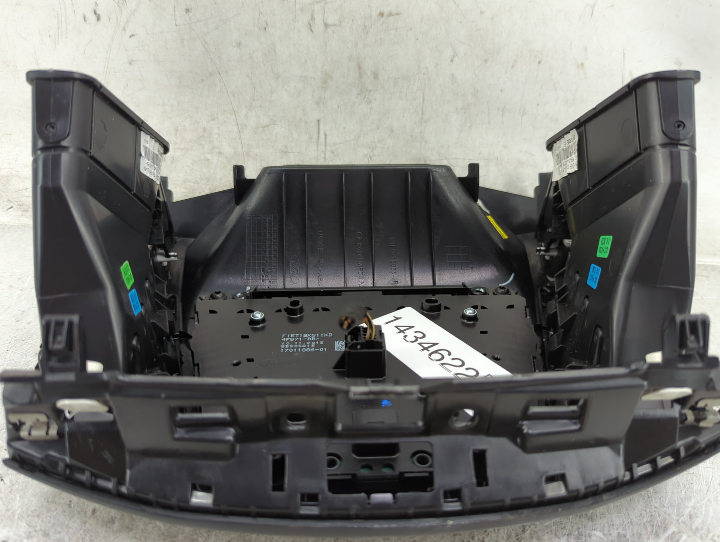 2015-2018 Ford Focus Radio Control Panel - Oemusedautoparts1.com
