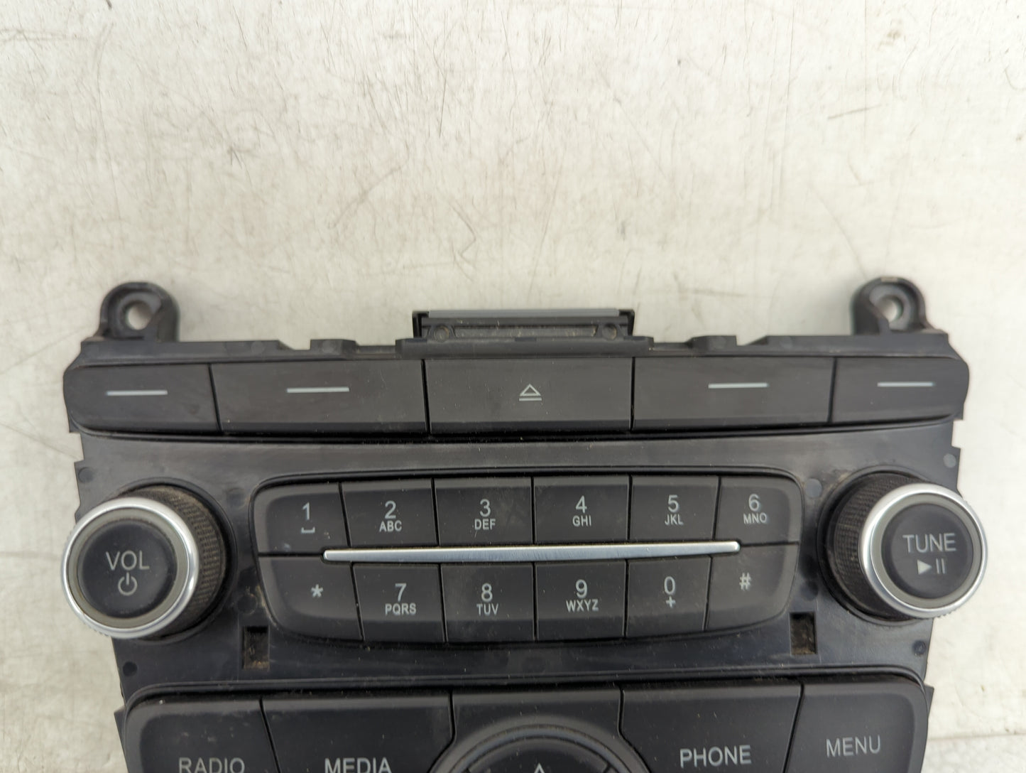 2016 Ford Focus Radio AM FM Cd Player Receiver Replacement P/N:F1ET18K811LD 4F571-BB, 17011887-01 Fits OEM Used Auto Parts -