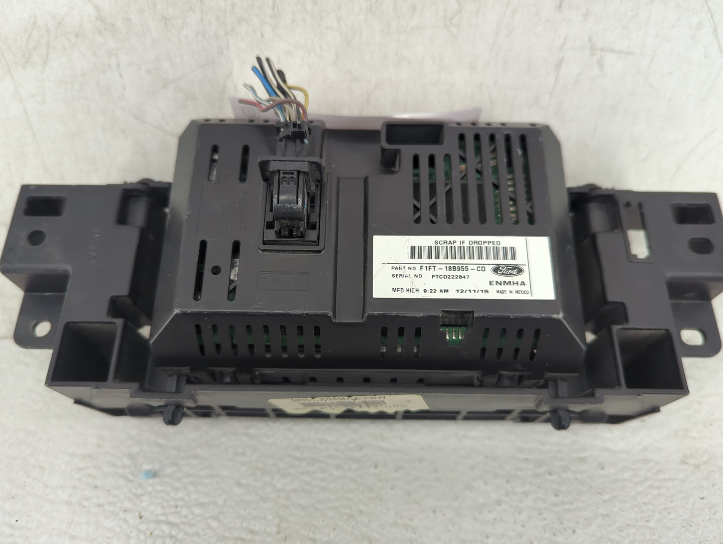 2015-2018 Ford Focus Information Display Screen - Oemusedautoparts1.com