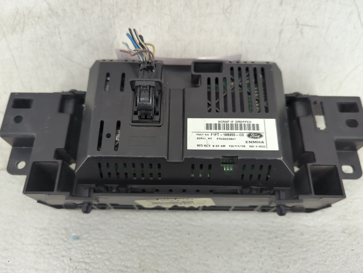 2015-2018 Ford Focus Information Display Screen - Oemusedautoparts1.com