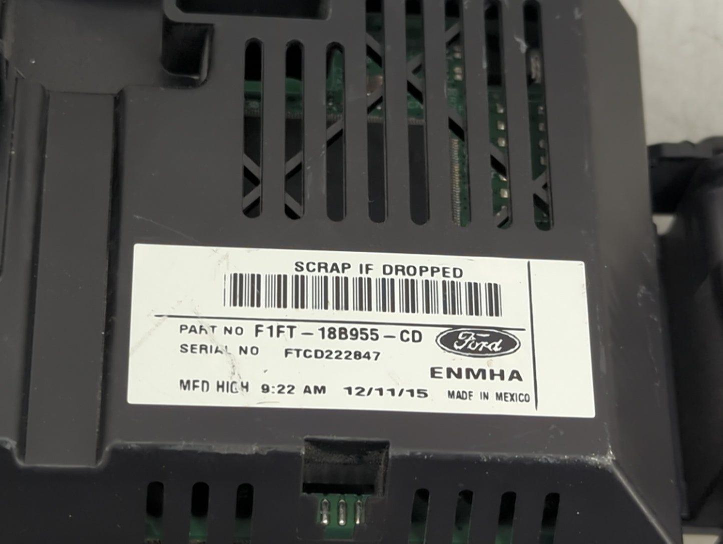 2015-2018 Ford Focus Information Display Screen - Oemusedautoparts1.com