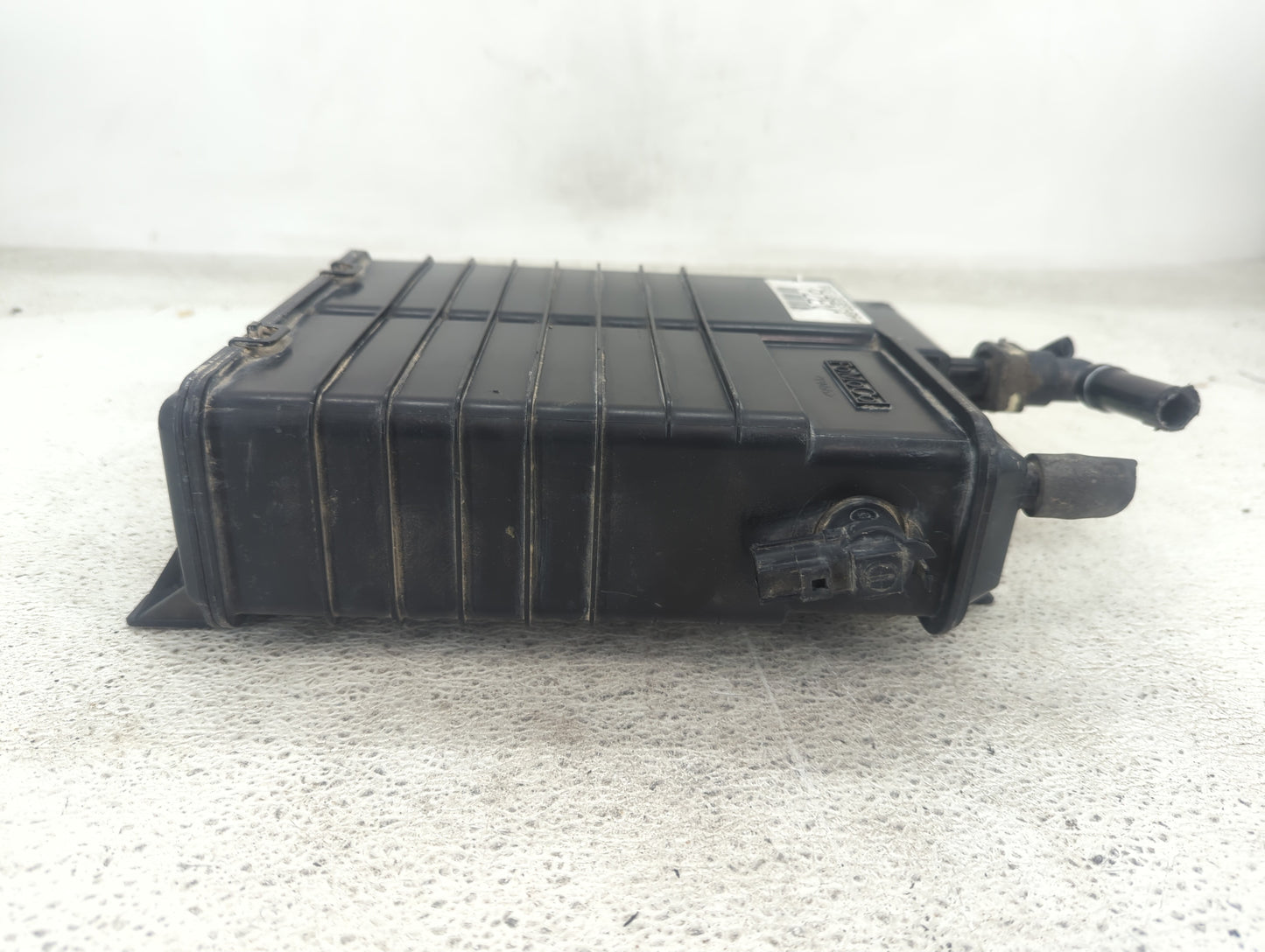 2016 Ford Focus Fuel Vapor Charcoal Canister 1437111 - Oemusedautoparts1.com