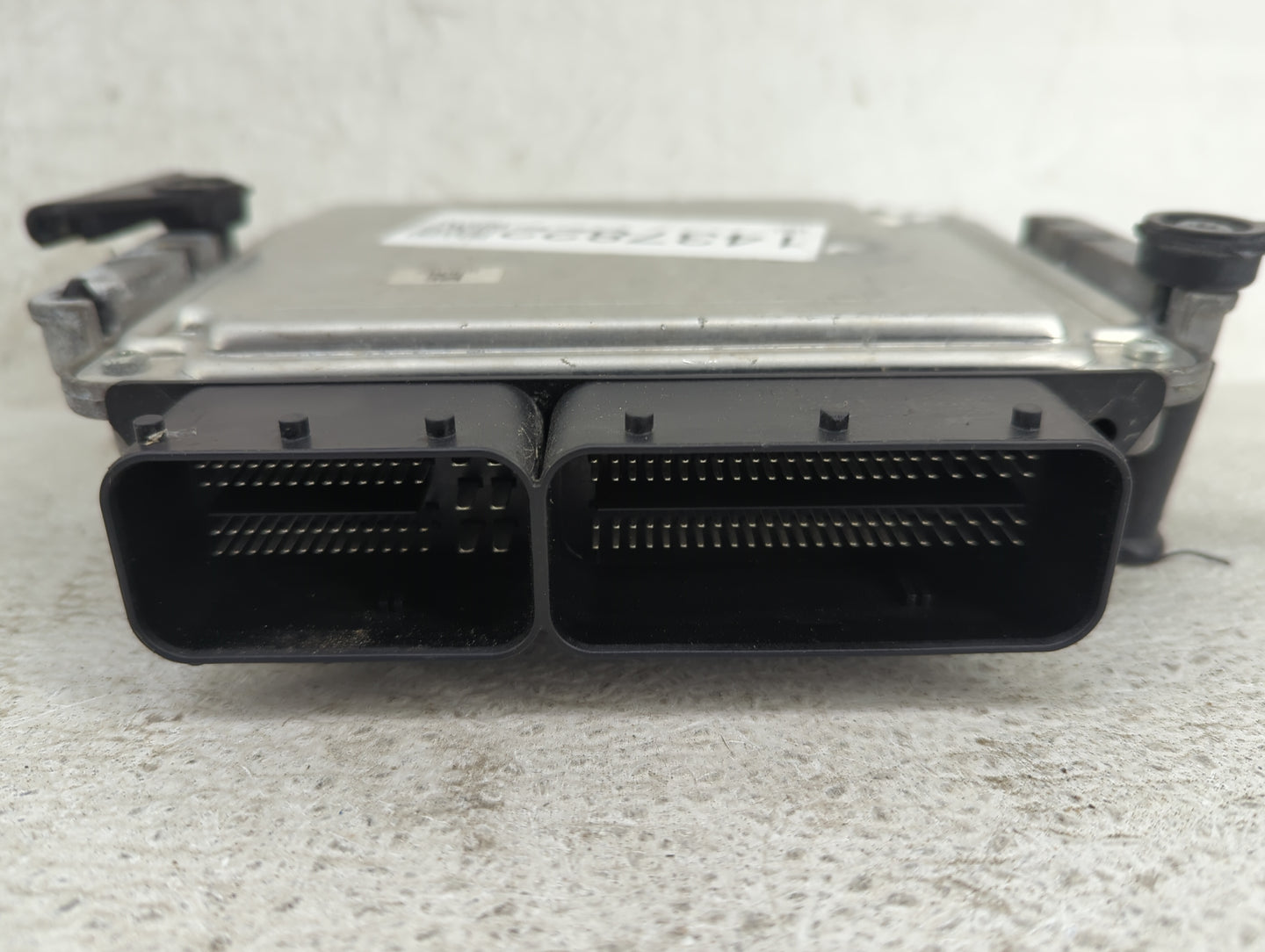 2013-2018 Ford Focus PCM Engine Control Computer ECU ECM PCU OEM P/N:FM5A-12A650-ADB BV61-12B684-BC Fits OEM Used Auto Parts