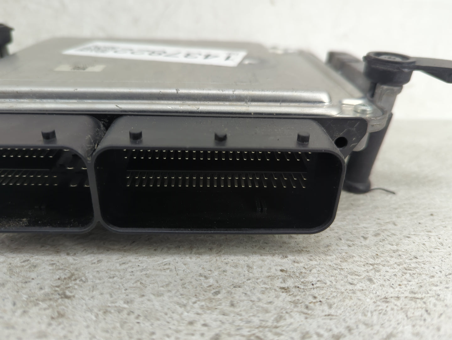 2013-2018 Ford Focus PCM Engine Control Computer ECU ECM PCU OEM P/N:FM5A-12A650-ADB BV61-12B684-BC Fits OEM Used Auto Parts