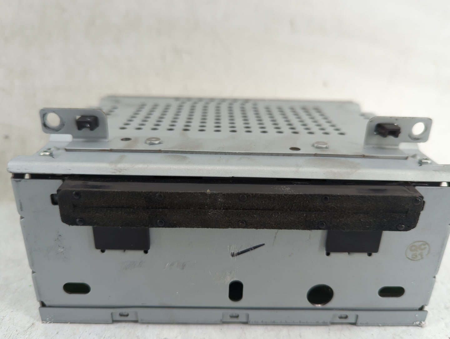 2016 Ford Focus Radio AM FM Cd Player Receiver Replacement P/N:FM5T-19C107-JD Fits OEM Used Auto Parts - Oemusedautoparts1.c