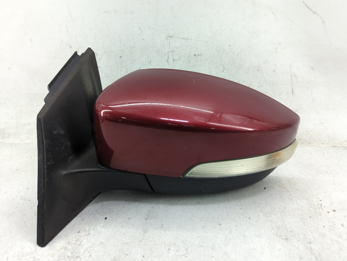 2015-2018 Ford Focus Driver Side View Mirror - Left Door Mirror OEM Used - Oemusedautoparts1.com
