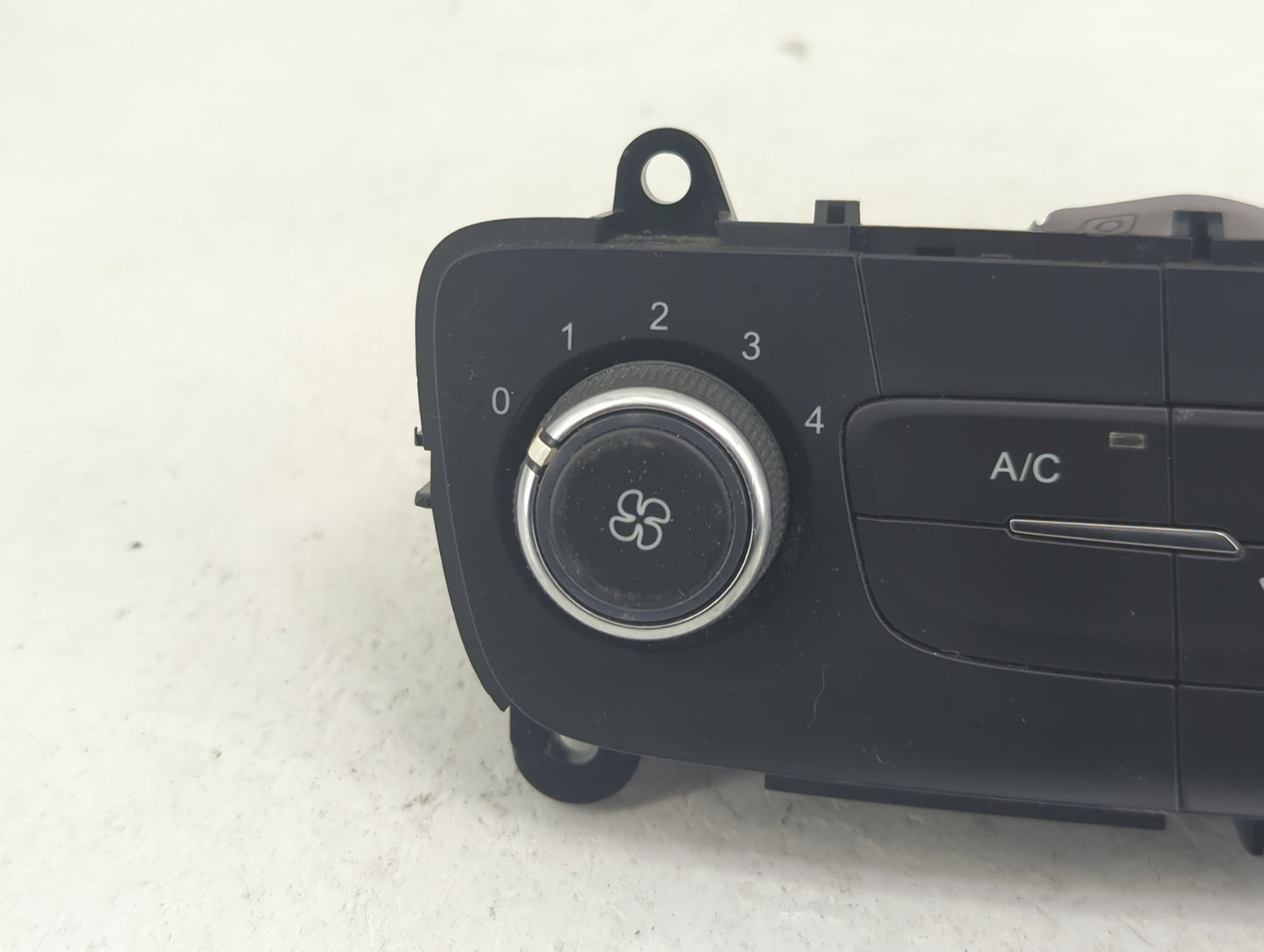 2015-2018 Ford Focus Climate Control Module Temperature AC/Heater Replacement P/N:F1ET-19980-JJ Fits Fits 2015 2016 2017 201