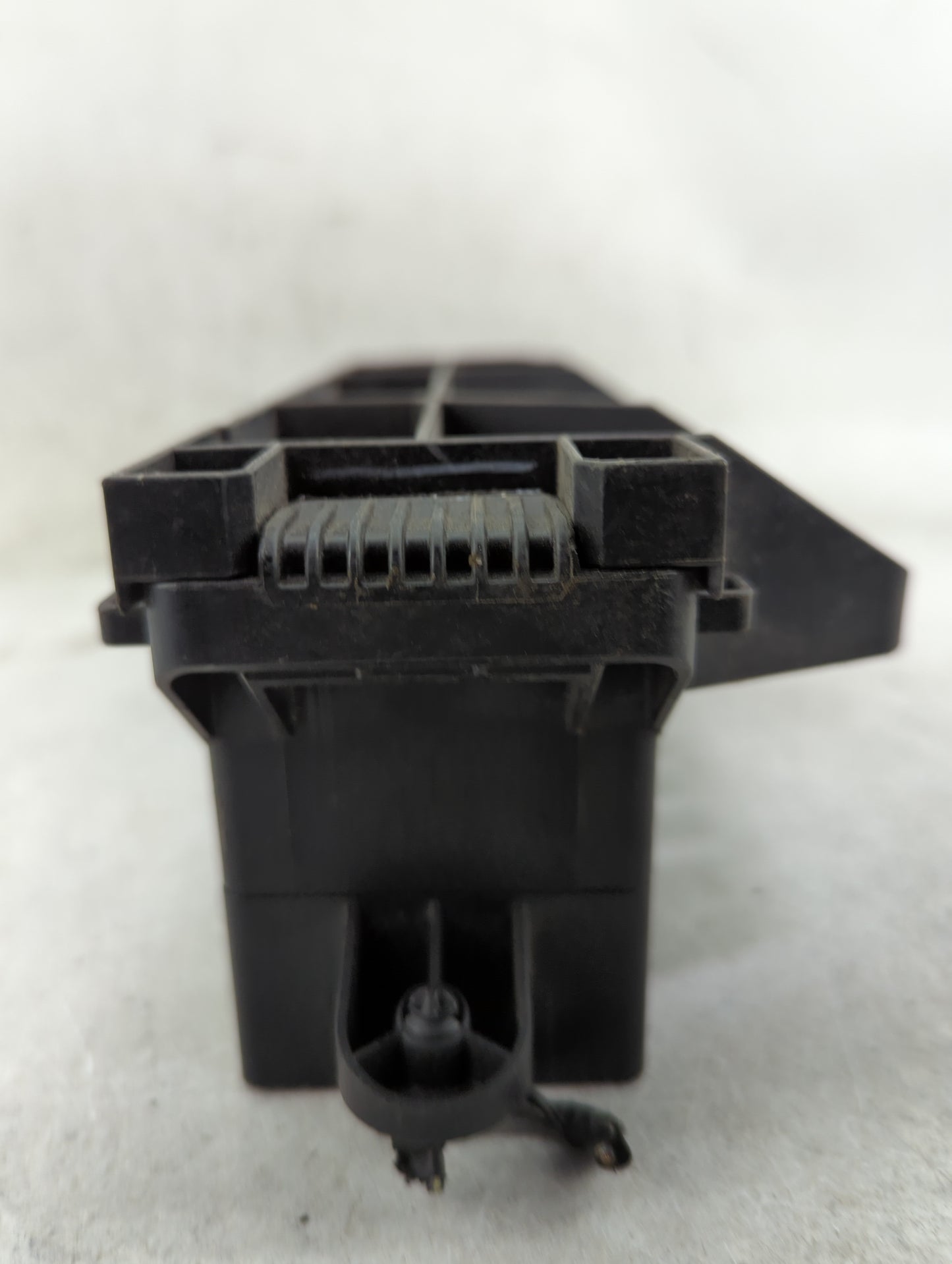 2015-2018 Ford Focus Body Control Module Bcm Inner Cabin Fuse Box - Oemusedautoparts1.com