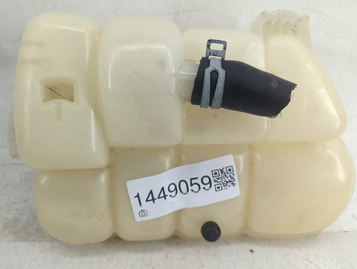 2016 Ford Focus Radiator Coolant Overflow Expansion Tank Bottle - Oemusedautoparts1.com