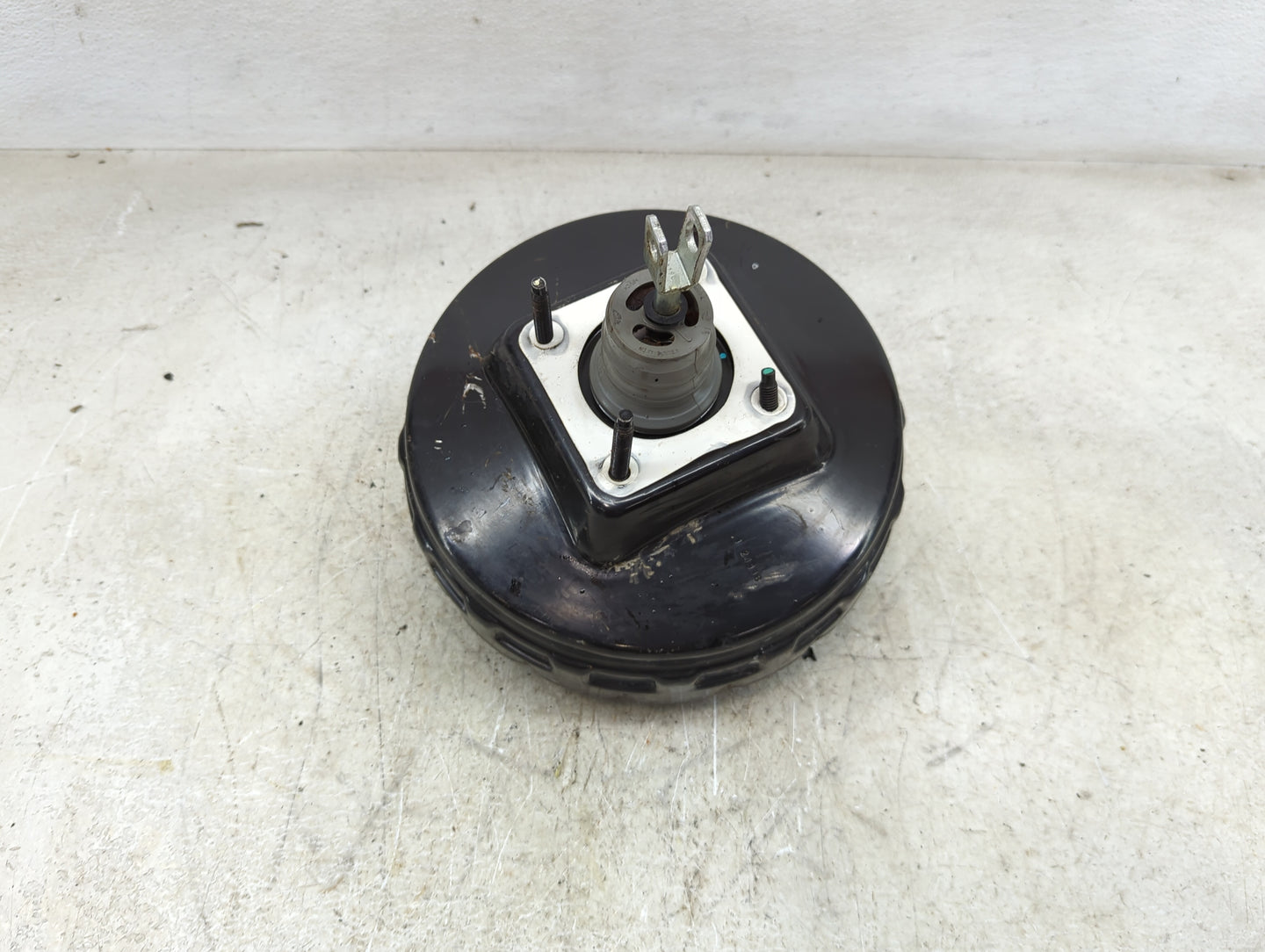 2012-2018 Ford Focus Power Brake Booster Oem - Oemusedautoparts1.com