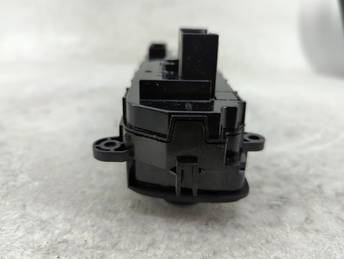 2015-2018 Ford Focus Climate Control Module Temperature AC/Heater Replacement P/N:F1ET-19980-JF Fits Fits 2015 2016 2017 201